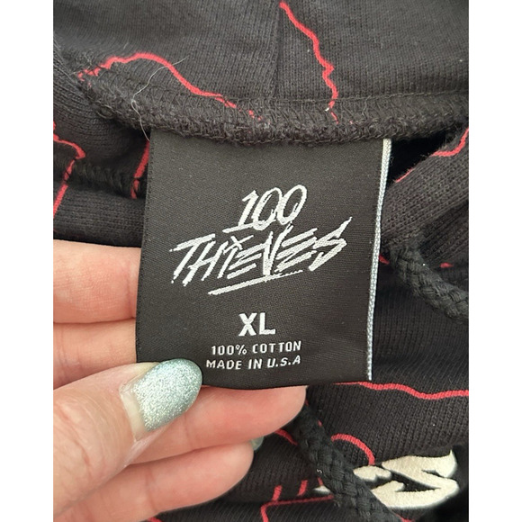 100 Thieves Geography Hoodie Black Red Sweatshirt Gaming Streetwear Size XL EUC - Picture 6 of 8